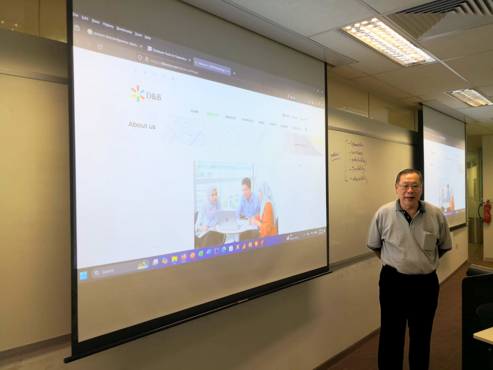 Trainer Er. Thia Cheong Meng representing D&B at Singapore Institute of Technology (SIT)